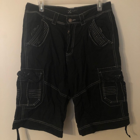 Black and white capris - Picture 2 of 3